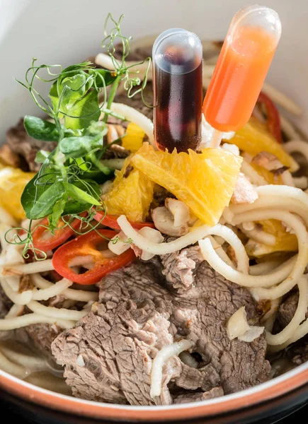 Tasty asian noodles — Stock Photo, Image