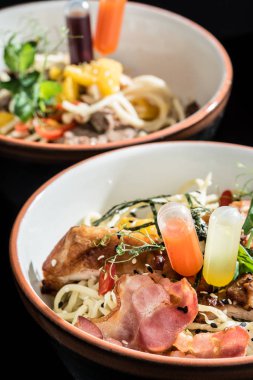 Lezzetli Asya erişte