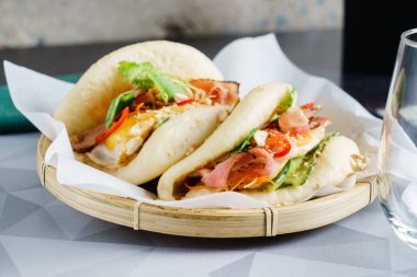 taze buğulanmış Buns