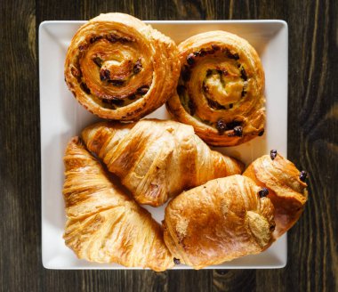 Taze Fransız hamur işleri