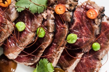 Hazırlanan sığır eti dilimleri