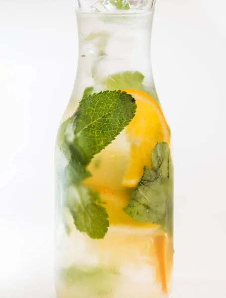 Bright summer drink — Stock Photo, Image