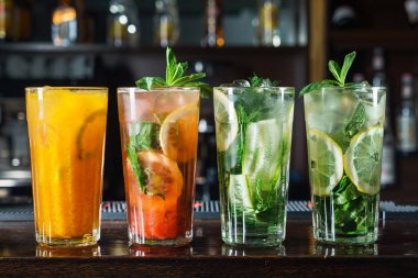 Taze parlak kokteyli