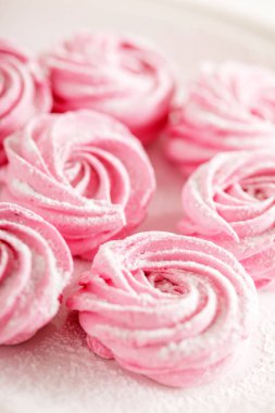 Pembe ev yapımı zephyr