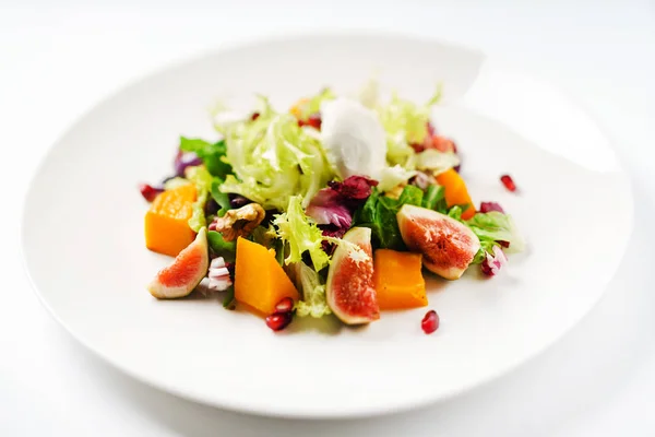 Ensalada con higos y calabaza — Foto de Stock