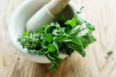 harç taze otlar ile