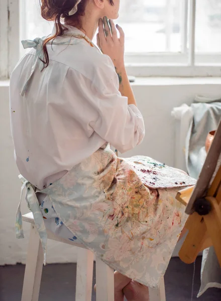 Young female painter — Stock Photo, Image