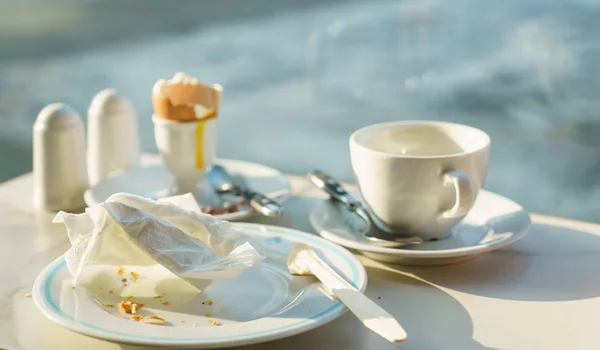 Fräsch frukost i caféet — Stockfoto