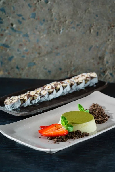 Portion de dessert matcha — Photo