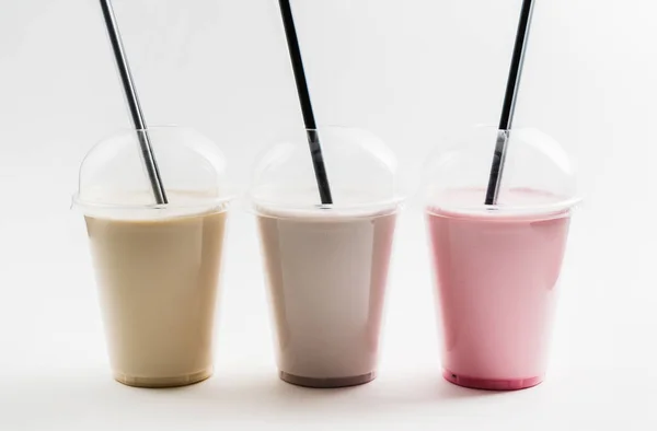 Cocktails au lait coloré — Photo