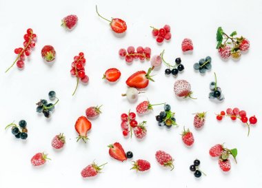 Parlak dondurulmuş meyveler