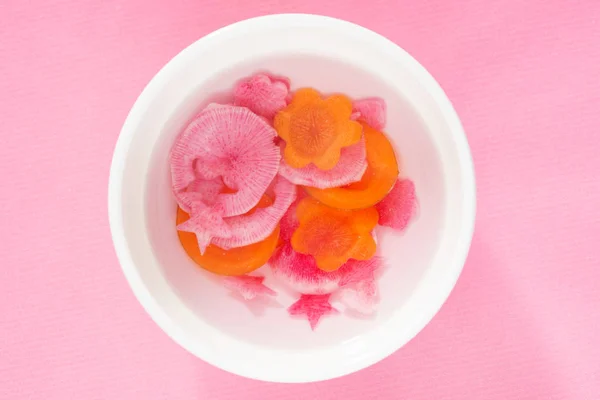 Color vegetables in bowl — Stock Photo, Image