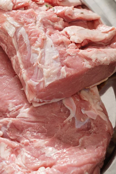 Carne fresca com costelas — Fotografia de Stock