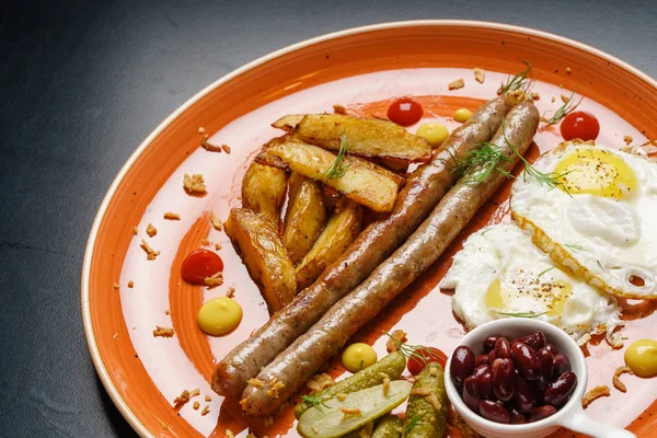 영어 아침 식사 접시에 — 스톡 사진