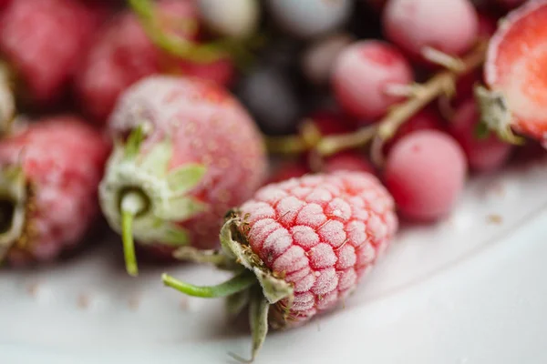 Крупним планом заморожені ягоди — стокове фото