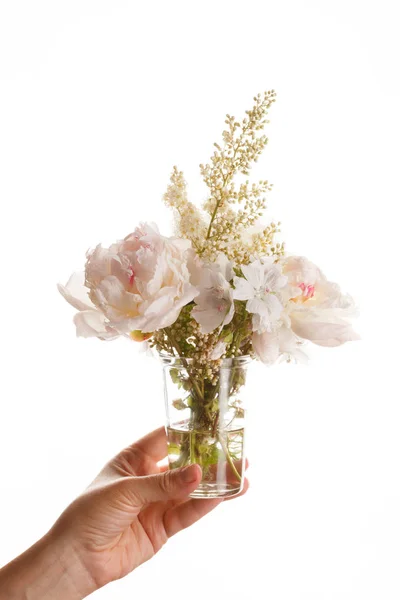 White bouquet in hand — Stock Photo, Image