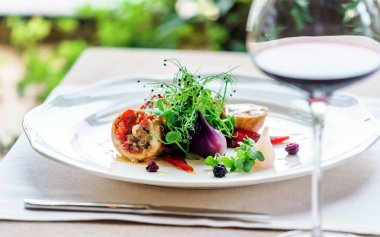 kavrulmuş sebze tavuk dolması 