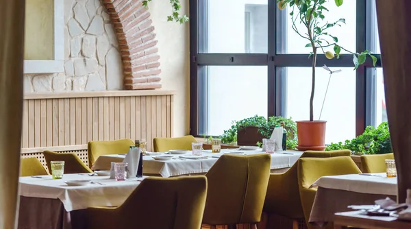 Interiér italské restaurace — Stock fotografie