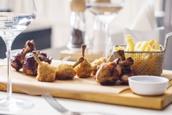 Chicken with french fries — Stock Photo, Image