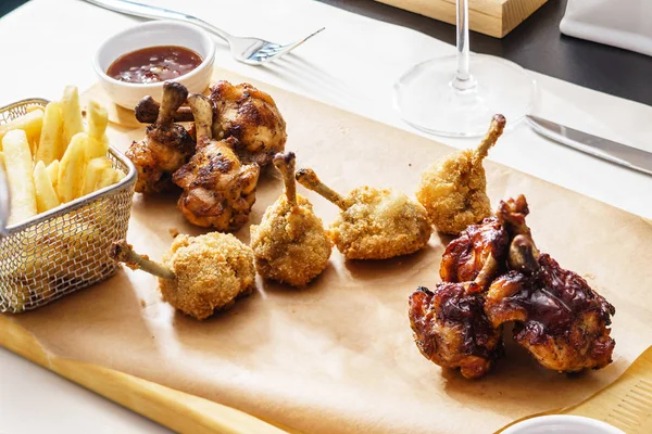 Patates kızartmalı tavuk.