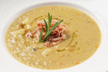 pastırma ile taze çorba