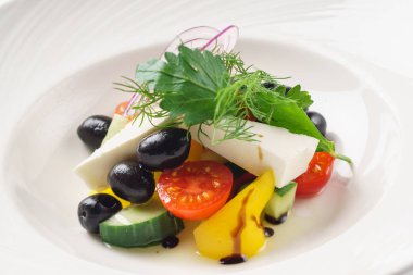 Taze Yunan salatası 