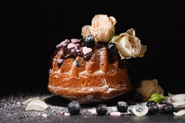 Tort dulce cu flori — Fotografie, imagine de stoc