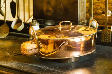 Mutfak pişirme ekipmanları. 