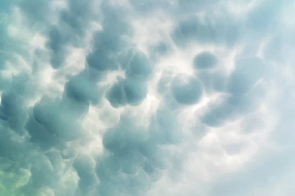 Beautiful mammatus clouds — Stock Photo, Image