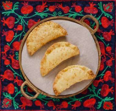 Chebureks etli, yönetim kurulu 