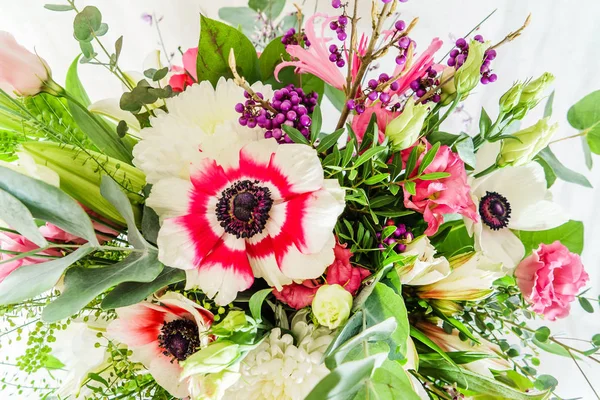 Bouquet with bright flowers — Stock Photo, Image