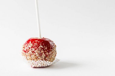 izole karamelli elma 