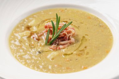 pastırma ile taze çorba