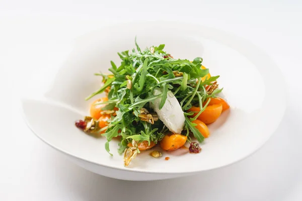 Salade fraîche aux abricots — Photo