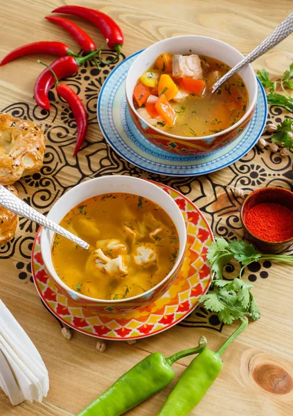 Taze Asya çorbası — Stok fotoğraf