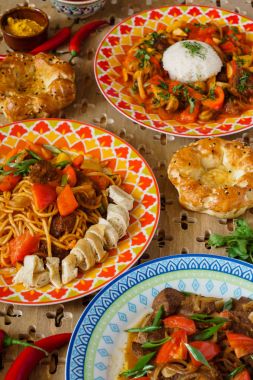 Lezzetli Asya yemekleri 