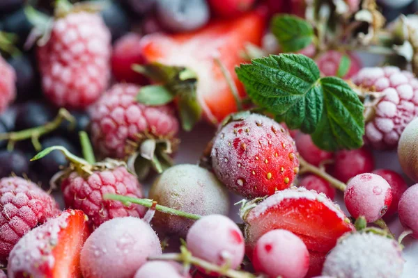 Köstliche gefrorene Beeren — Stockfoto