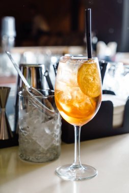 barda lezzetli kokteyl