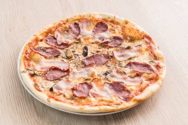 taze lezzetli pizza