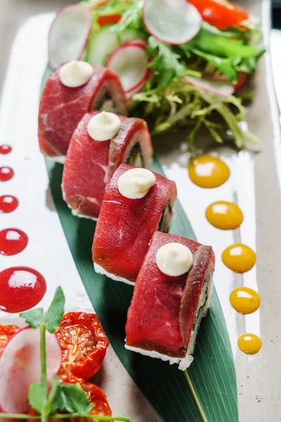 Set de sushi fresco —  Fotos de Stock