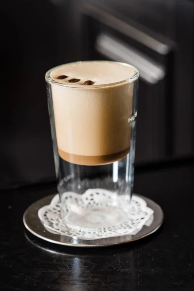 Verse koffie drinken — Stockfoto