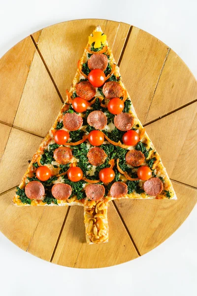 Pizza w kształcie drzewa — Zdjęcie stockowe