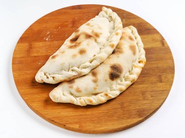 Taze calzone pizza