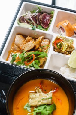 Bento kutusu, yakın