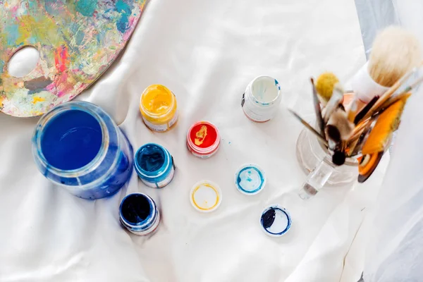 Boyalar, sanatsal araçlar, yakın çekim