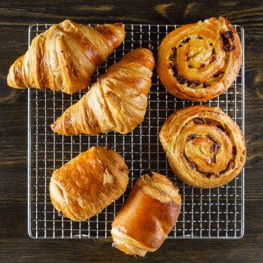 Taze Fransız hamur işleri