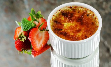 tatlı krem brulee