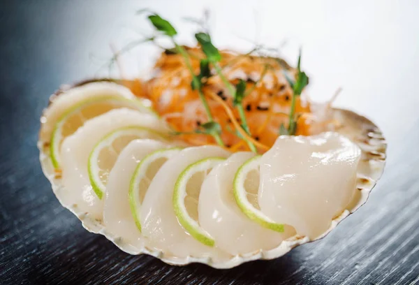 Fresh seared scallop — Stock Photo, Image