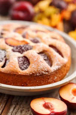 taze kuru üzümlü kek