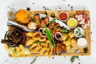 bira için lezzetli meze